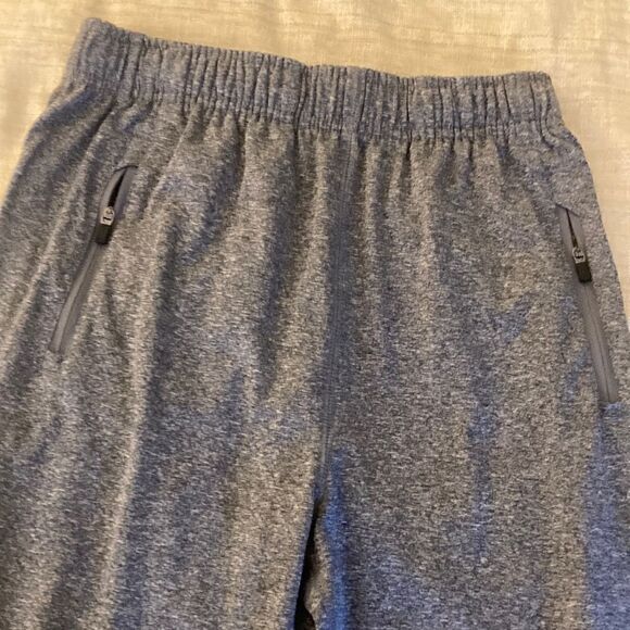 Wes & Willy NWOT Boys Heather Gray Fleece Joggers with Ankle Zipper. Size M. - Picture 2 of 7